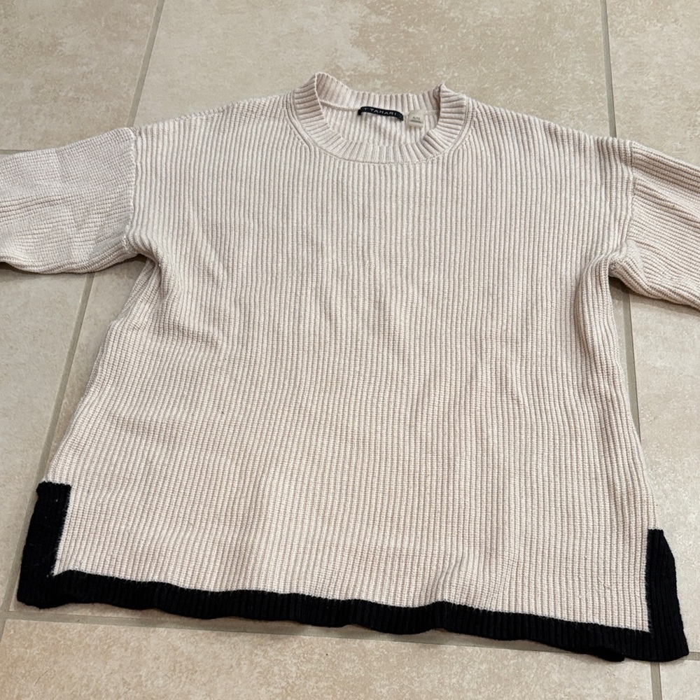 T Tahari Women's Cream and Black Crewneck Sweater